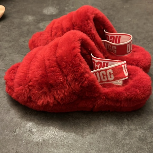 UGG Women’s Fluff Yeah Slide - Picture 2 of 5